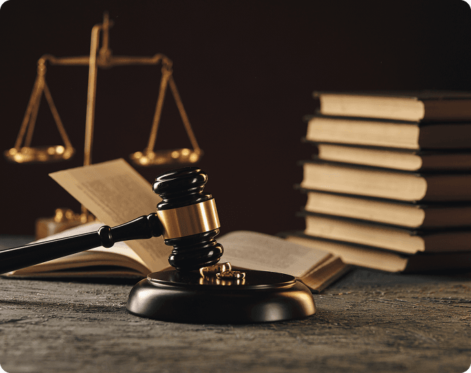 Balanza de la justicia y mazo